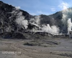 Un impianto geotermico con iniezione di fluidi a Pozzuoli.