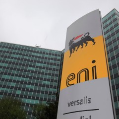 Eni sotto processo per danni ambientali, i legali: “Se condannati a rischio presenza a Gela”