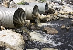 Unep: la salute di centinaia di milioni di persone a rischio per il crescente inquinamento dell’acqua